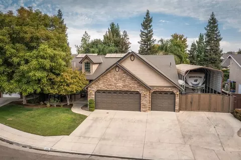 289 W Powers Ave, Clovis, CA 93619 photo 1