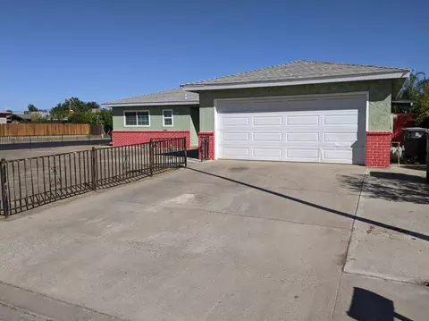1337 Noreen Way, Madera, CA 93638 photo 1