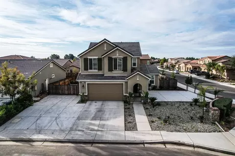 3648 Sussex Ave, Clovis, CA 93619 photo 1