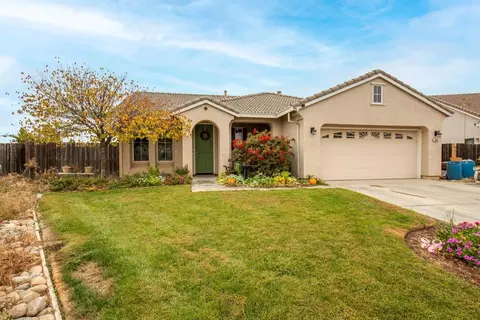 936 Georgia Ct, Madera, CA 93637 photo 1