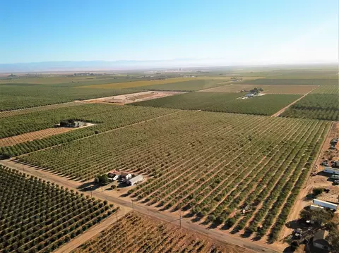 10129 Road 28 12, Madera, CA 93637 photo 1