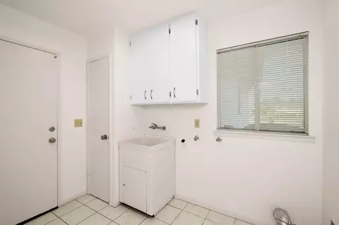 2162 Beverly Ave, Clovis, CA 93611 photo 19