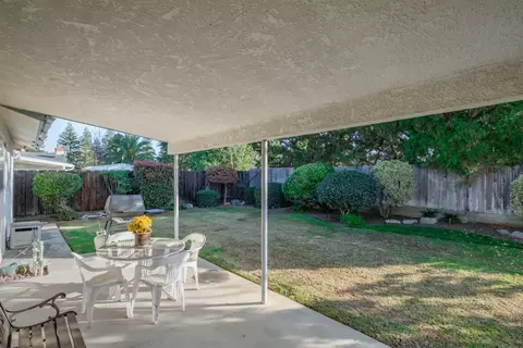2162 Beverly Ave, Clovis, CA 93611 photo 20