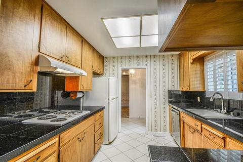 1112 Potomac Way, Modesto, CA 95355 photo 11