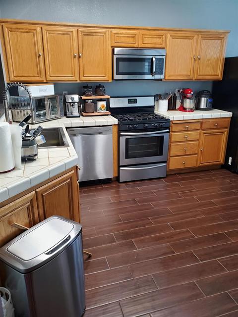 4552 Eiffel Dr, Stockton, CA 95206 photo 4