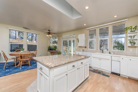 4040 Big Barn Ct, Placerville, CA 95667 photo 9