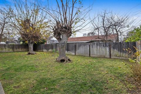 1809 Devin Dr, Modesto, CA 95355 photo 27