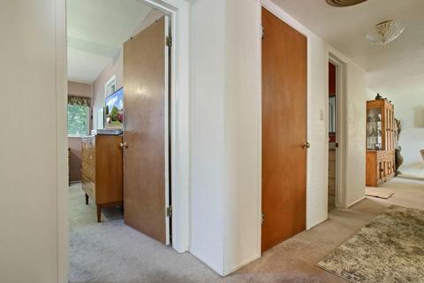 1207 S Avena Ave, Lodi, CA 95240 photo 17