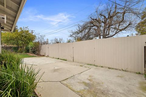 1613 Augusta Ct, Modesto, CA 95350 photo 36