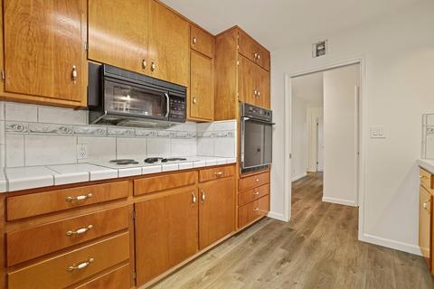 1613 Augusta Ct, Modesto, CA 95350 photo 8