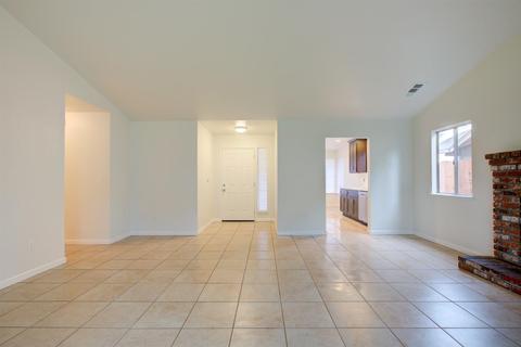 1316 Nadine Ave, Modesto, CA 95351 photo 12