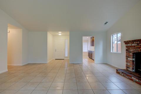 1316 Nadine Ave, Modesto, CA 95351 photo 11