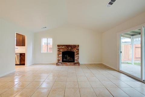 1316 Nadine Ave, Modesto, CA 95351 photo 9