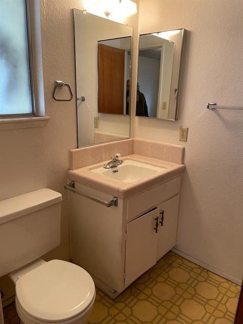 1832 Milpas Ln, Modesto, CA 95355 photo 13