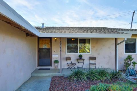 2534 Regis Dr, Davis, CA 95618 photo 3
