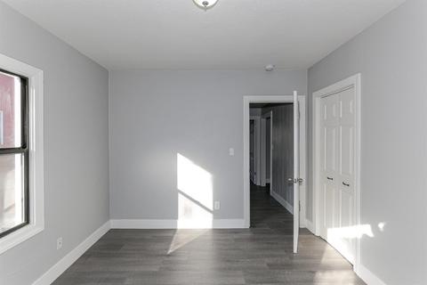 540 E Walnut St, Lodi, CA 95240 photo 28