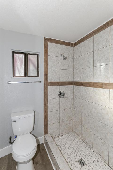 540 E Walnut St, Lodi, CA 95240 photo 25