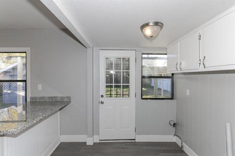 540 E Walnut St, Lodi, CA 95240 photo 19