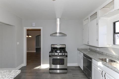 540 E Walnut St, Lodi, CA 95240 photo 17