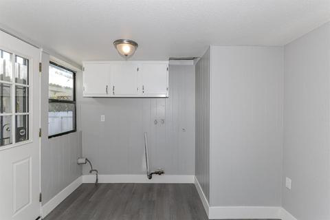 540 E Walnut St, Lodi, CA 95240 photo 18