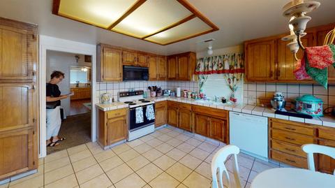 898 Redlands Ct, Merced, CA 95348 photo 6