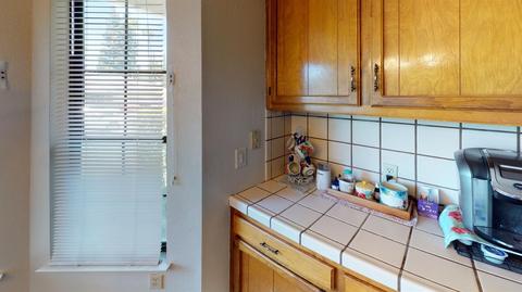 898 Redlands Ct, Merced, CA 95348 photo 4