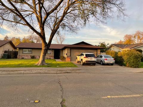 719 E Robinhood Dr, Stockton, CA 95207 photo 1
