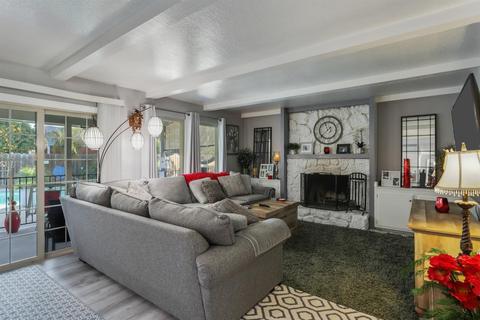 3713 Glenview Cir, Modesto, CA 95355 photo 12