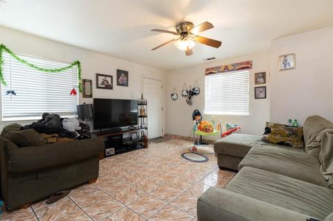 729 Sunset, Modesto, CA 95351 photo 4