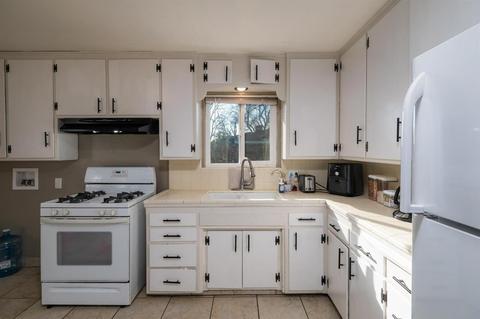 1509 Tully Rd, Modesto, CA 95350 photo 23