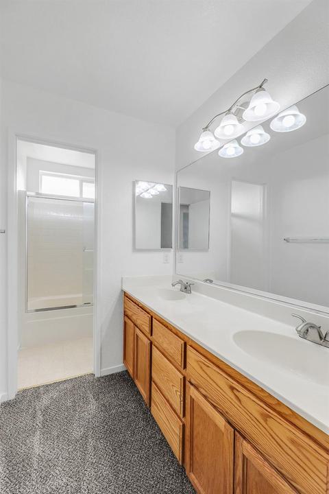 13575 Jasper Ct, Lathrop, CA 95330 photo 20