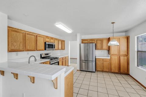 13575 Jasper Ct, Lathrop, CA 95330 photo 8