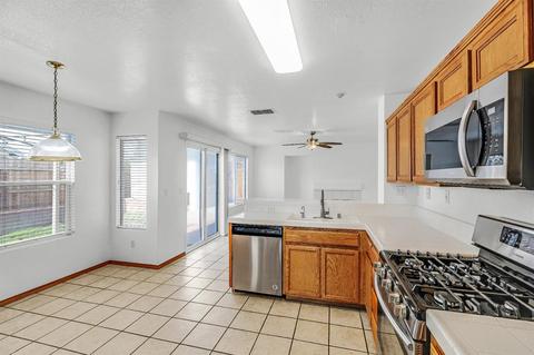 13575 Jasper Ct, Lathrop, CA 95330 photo 9