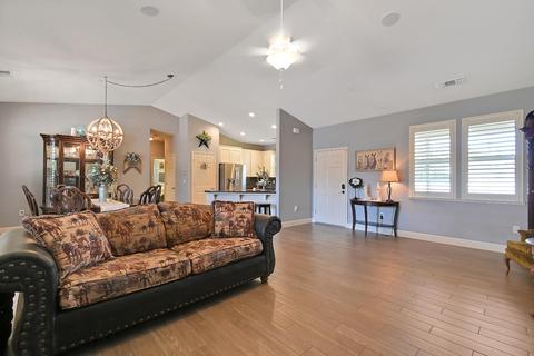 2025 Maple, Sutter, CA 95982 photo 4
