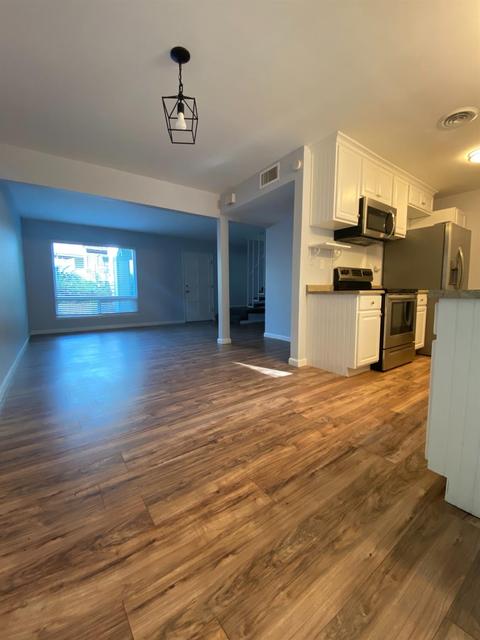 403 Sutton Pl, Auburn, CA 95603 photo 4