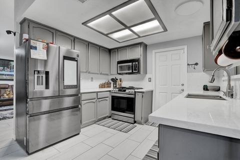 912 Mercy Ave, Modesto, CA 95358 photo 6