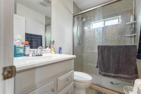 2118 Miller Ave, Modesto, CA 95354 photo 9