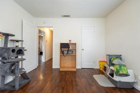 2118 Miller Ave, Modesto, CA 95354 photo 8