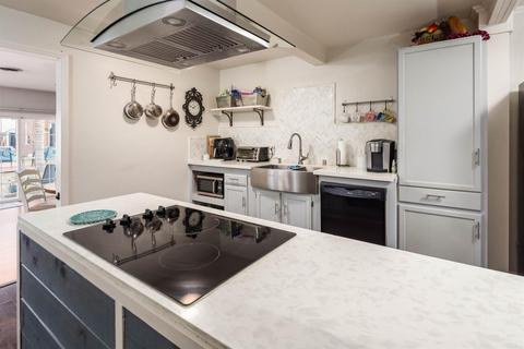 1912 Deborah St, Tracy, CA 95376 photo 8