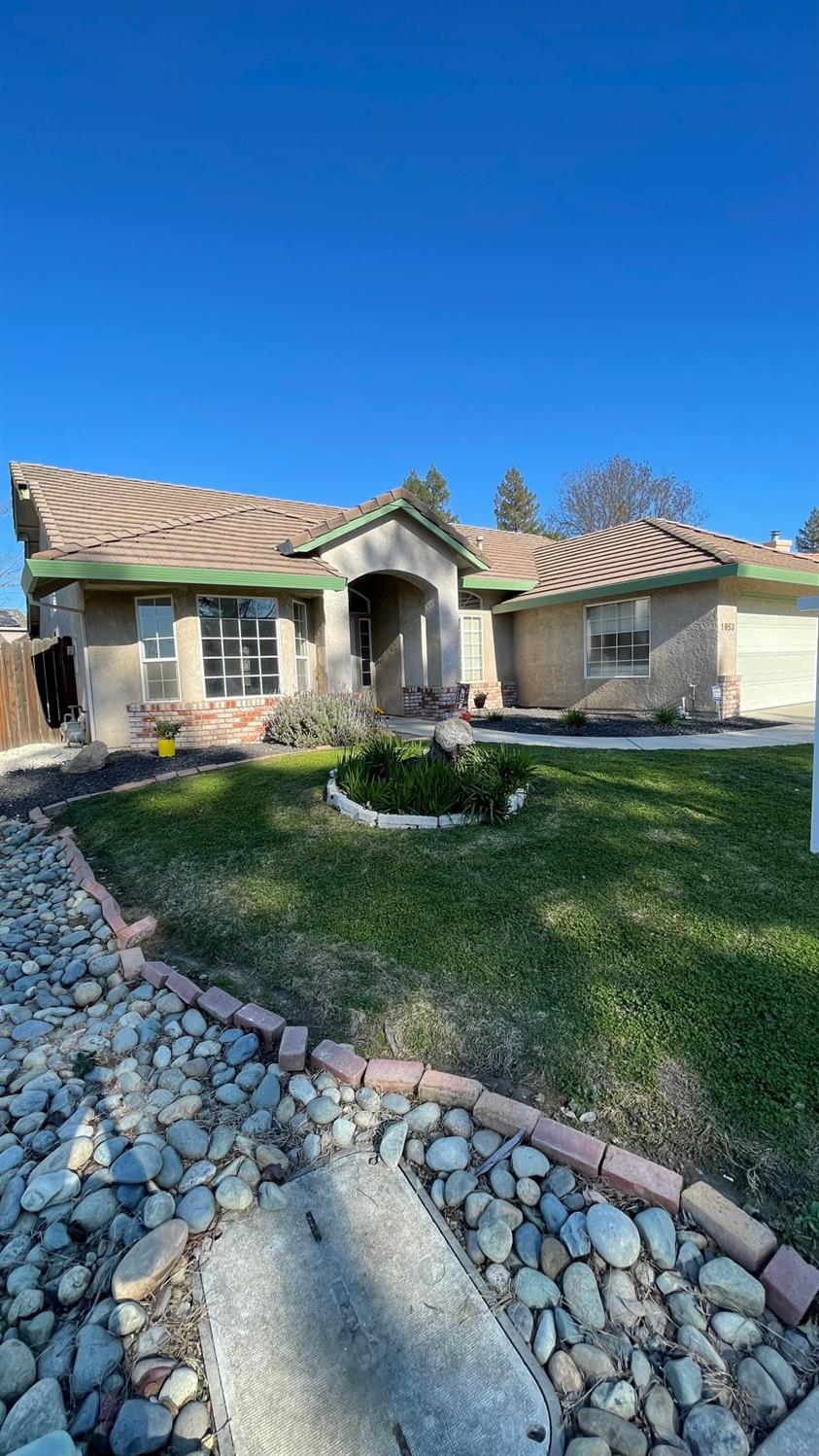 1953 Augusta Ln, Yuba City, CA 95993 59 Photos MLS 222004307 Movoto