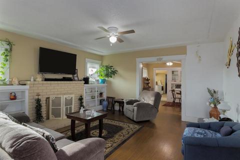 2217 Strivens Ave, Modesto, CA 95350 photo 6