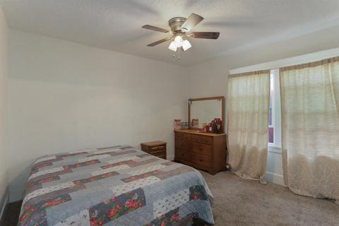 2217 Strivens Ave, Modesto, CA 95350 photo 11