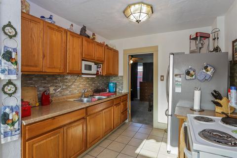 2217 Strivens Ave, Modesto, CA 95350 photo 18