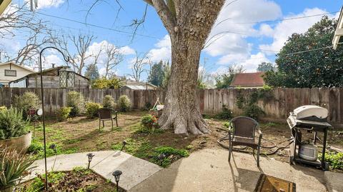 210 Orange Ave, Ripon, CA 95366 photo 6
