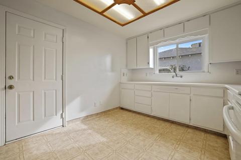 792 S Rose St, Turlock, CA 95380 photo 12