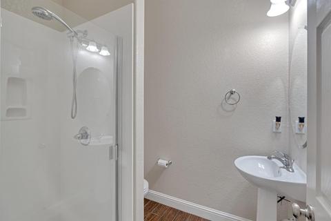 1472 Alex Way, Manteca, CA 95337 photo 19