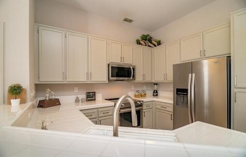 2362 Roualt St, Davis, CA 95618 photo 6