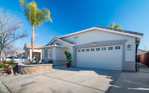 2362 Roualt St, Davis, CA 95618 photo 4