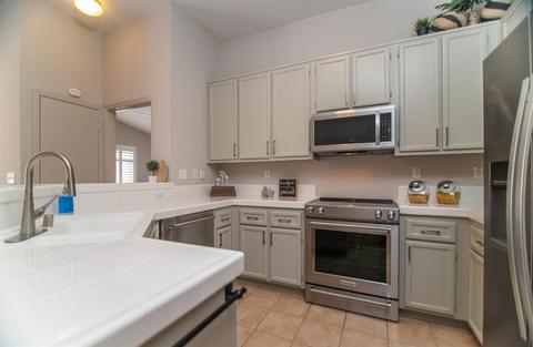 2362 Roualt St, Davis, CA 95618 photo 5