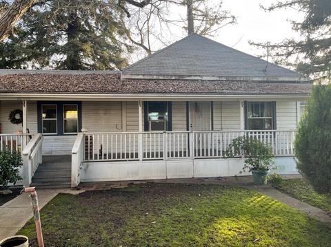 6521 E Hogan Ln, Lodi, CA 95240 photo 2
